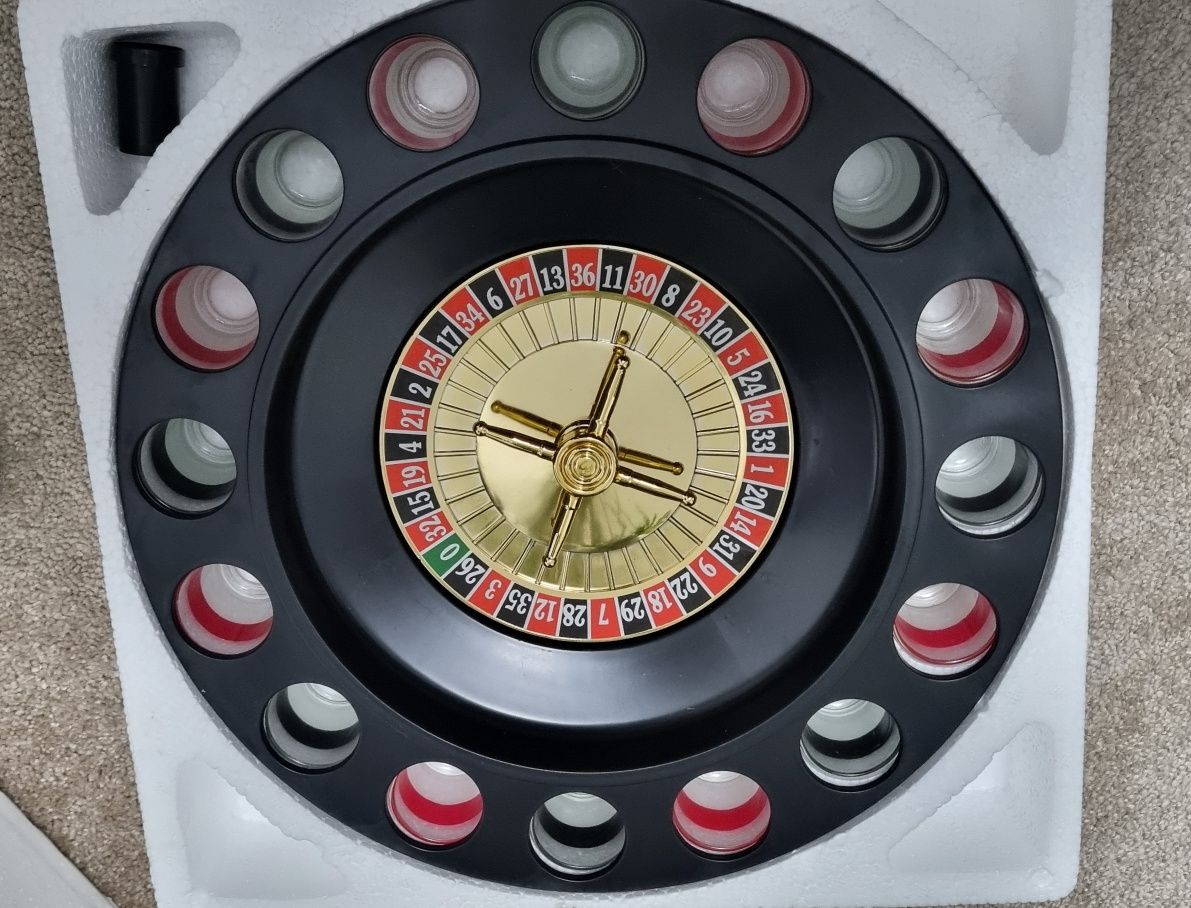 Roulette Set Drinking gra 
Może być świetnym gra