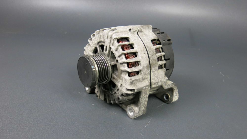 BMW 3 F30 2.0d N47 184km alternator Valeo