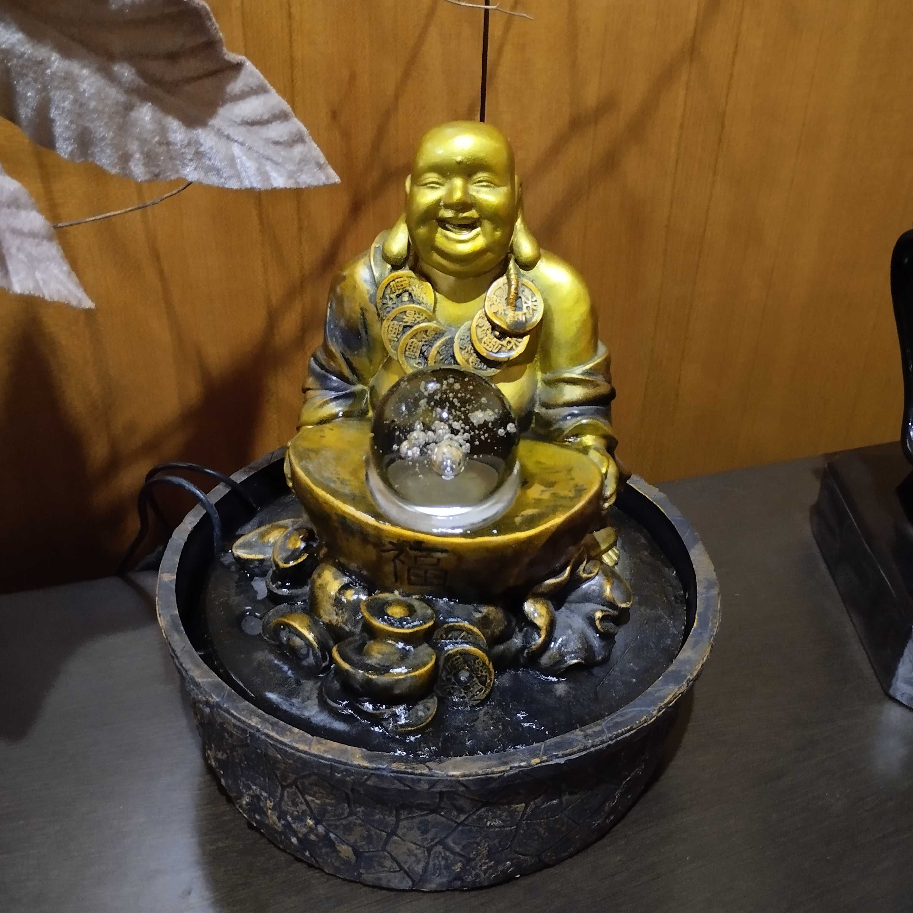 Buda com fonte eletrico
