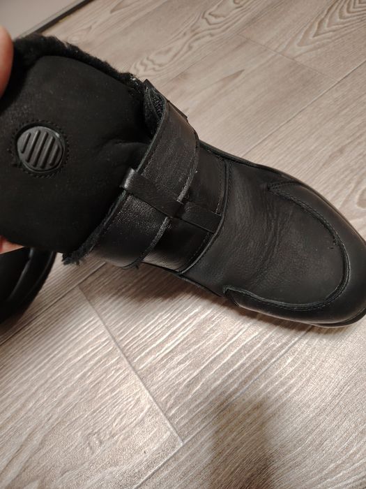 Кросівки зимові 40  розмір