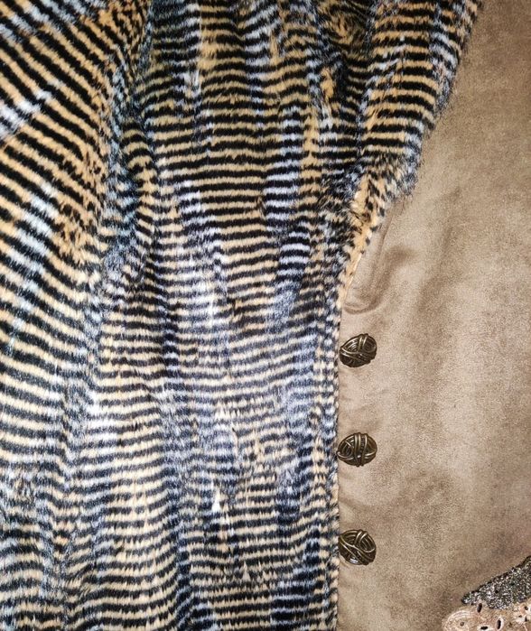 Casaco em pele pêssego