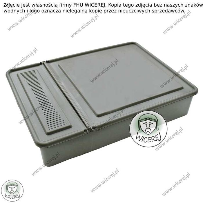 Podkarmiaczka skrzynkowa 1,5L Poidło Duża dla pszczół na syrop ciasto