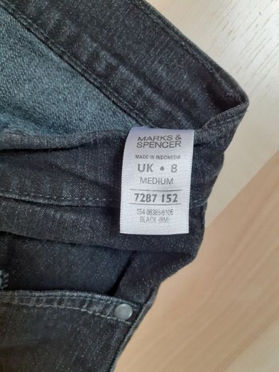 Czarne jeansy Marks&Spencer roz.8 jak nowe