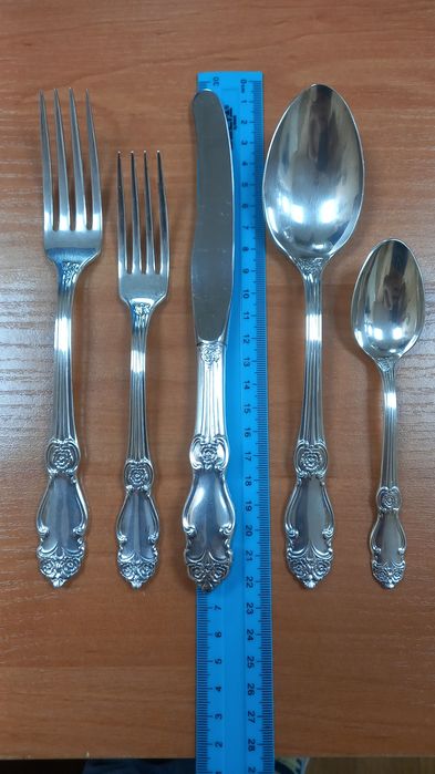 Столовый набор "Роза"