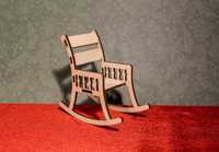 Malutkie krzesełko ozdoba ze sklejki