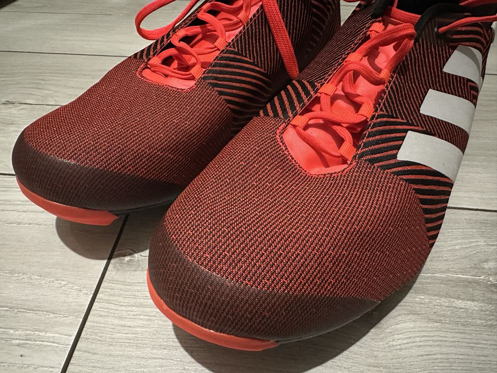 Велотуфли Adidas шоссейные новые размер 45