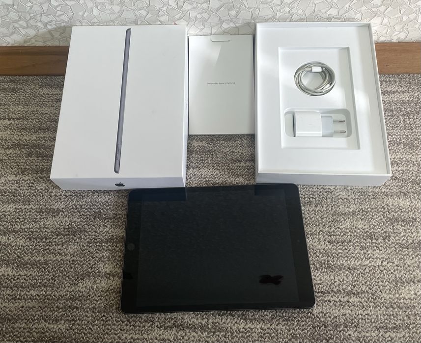 Планшет Apple iPad 10.2 64GB, Wi-Fi (Space Gray) 2021 (MK2K3)