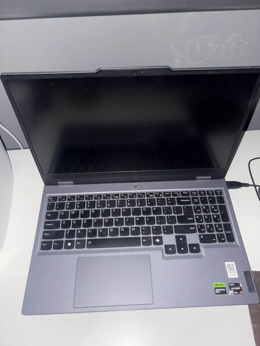 Sprzedam Laptop Gamemingowy  Lenowo 7 83JC  LOQ AMD Ryzen 7 743SHS RTX