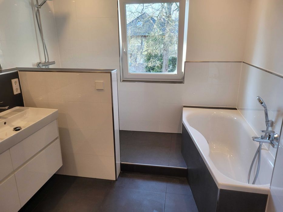 Płytkarz - kompleksowe remonty łazienek, prace remontowe