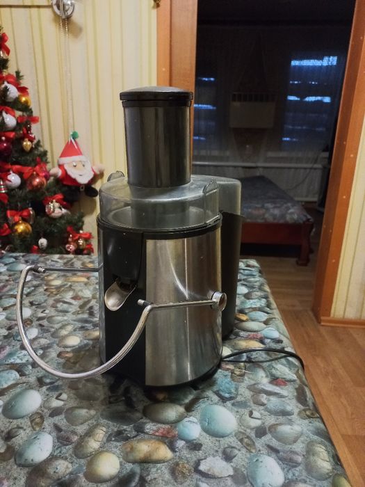 Продам соковыжималку