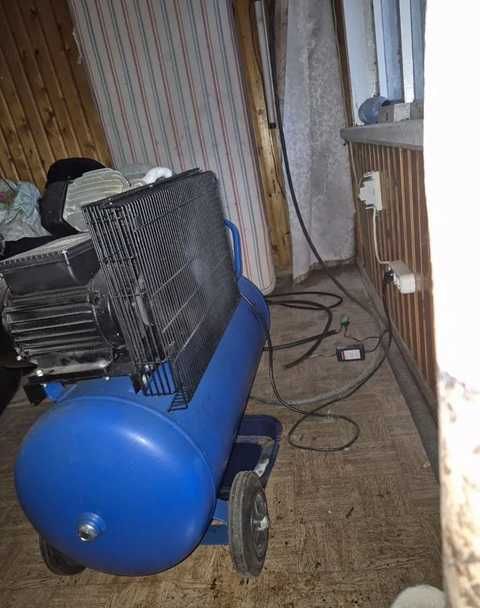 Компресор 100 літрів ресивер