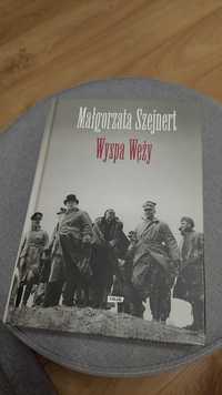 Książka Małgorzaty Szejnert pt."Wyspa Węży"