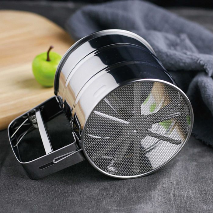 Przesiewacz do mąki 250g