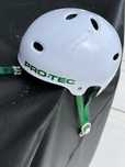 Capacete Skate Pro-tec tam S usado + conj proteção PROTEC