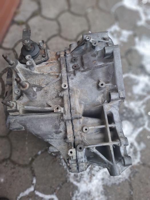 Skrzynia biegów pasująca do mitsubishi Outlander 2.0 4x4