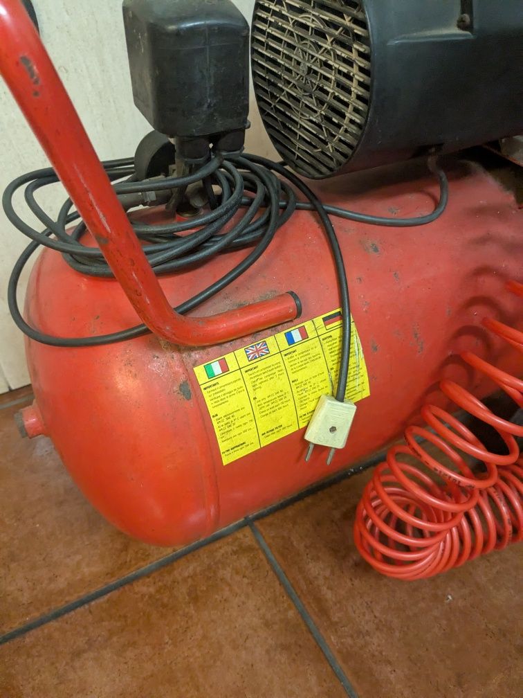 Compressor 50l a funcionar