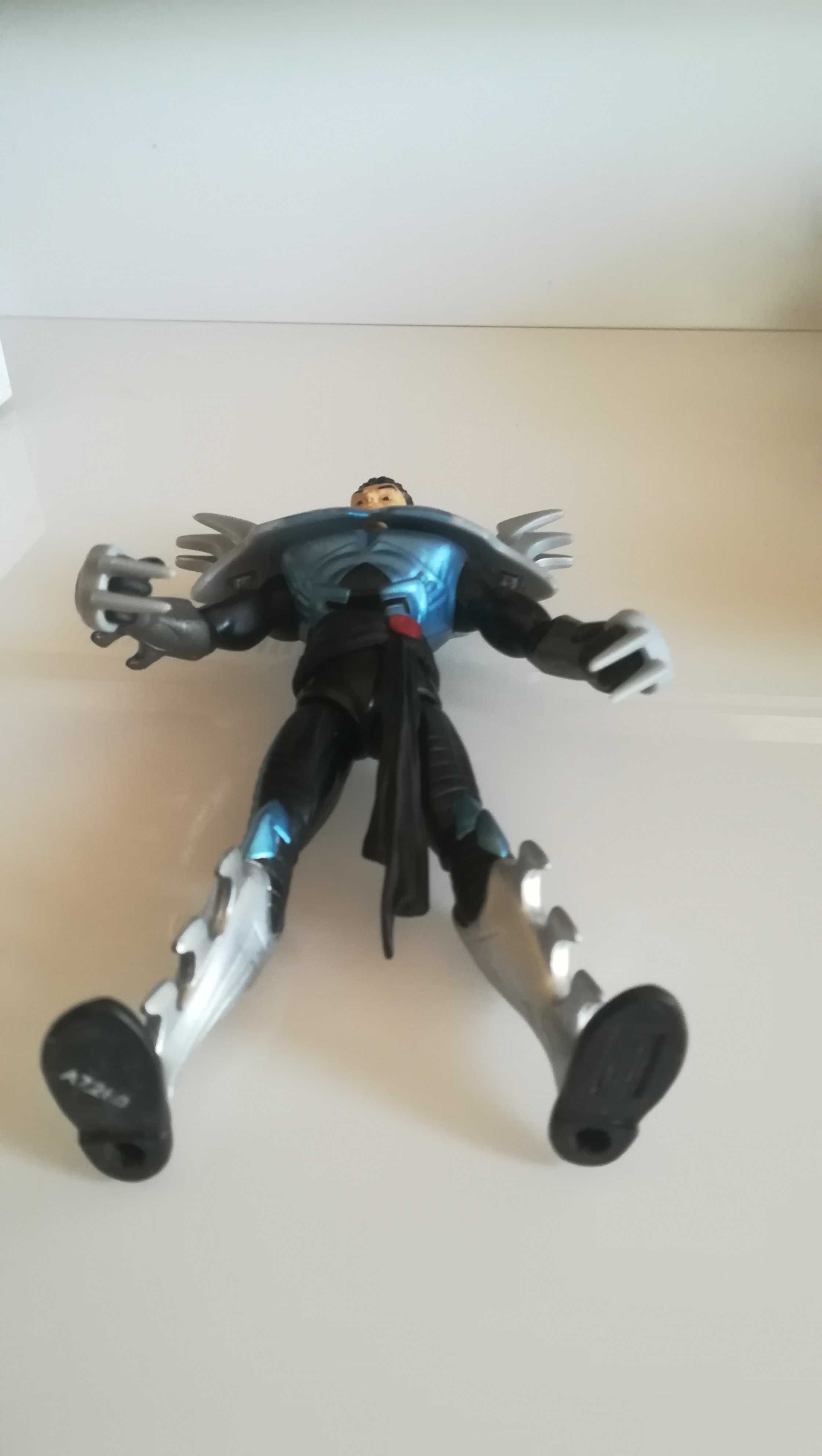Oroku Saki, Shredder figurka Wojownicze Żółwie NInja