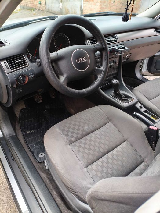 Ауді а6с5 1,8 газ/бенз 2004