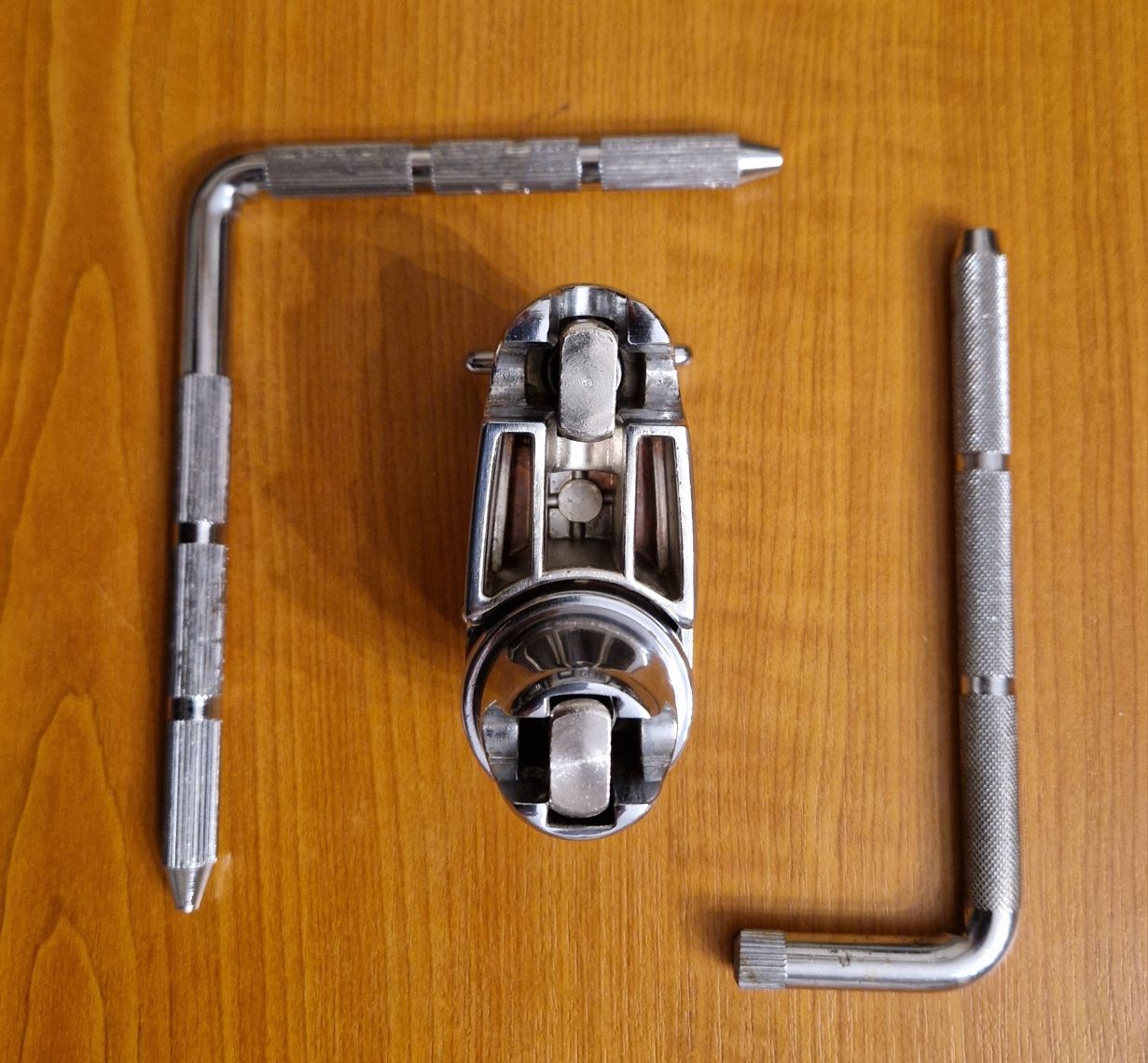 Tama CBA5 uchwyt, clamp MC5 i L-rod plus gratis