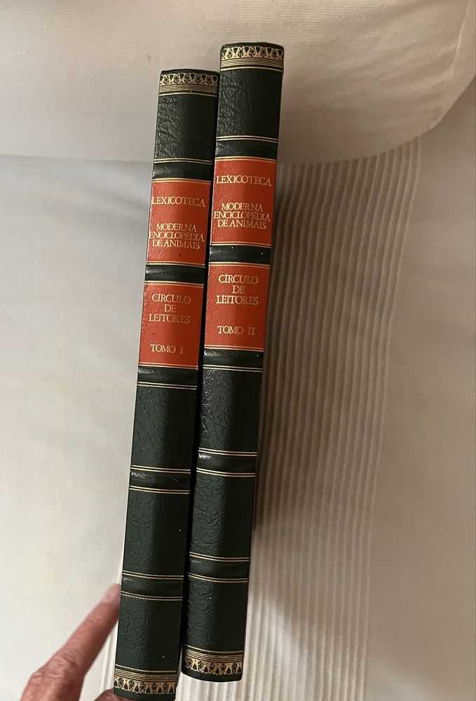 Enciclopédia de Animais 2 livros