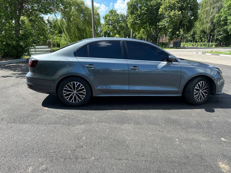 Volkswagen Jetta 1.4 tsi
