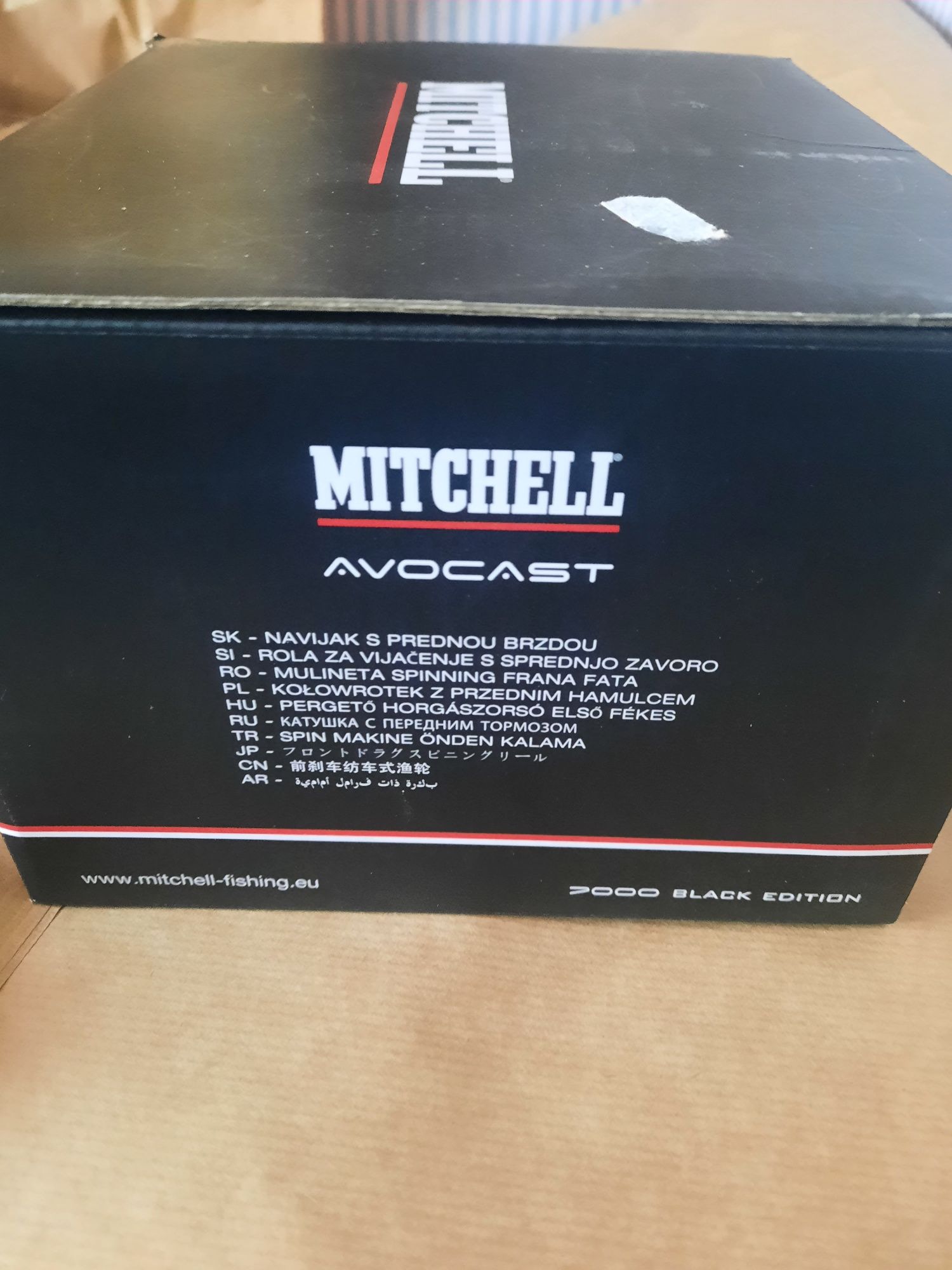 Kołowrotek  Mitchell AVOCAST 7000 Black Edition ///