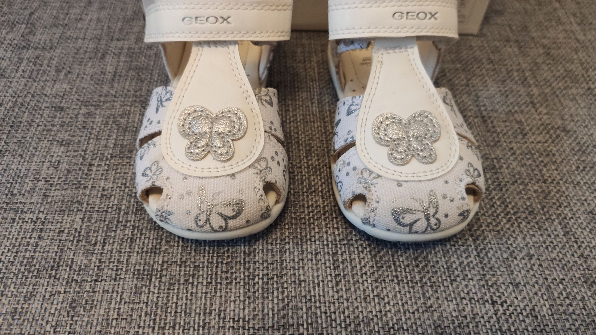 Buty sandałki dziecięce Geox 21