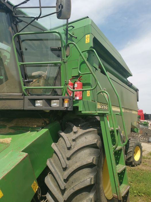 Kombajn John deere 2266 extra