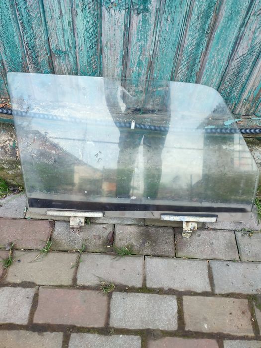 Продам Фари, стопи, дзеркала, вікна Ваз 2105