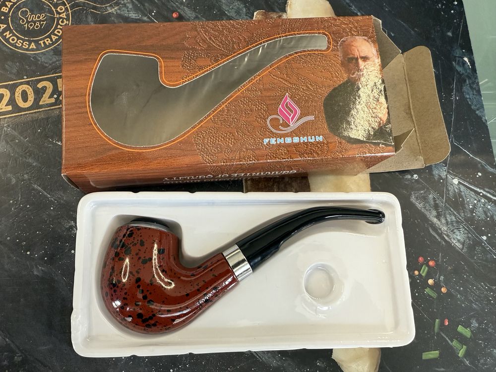 Cachimbo novo na caixa