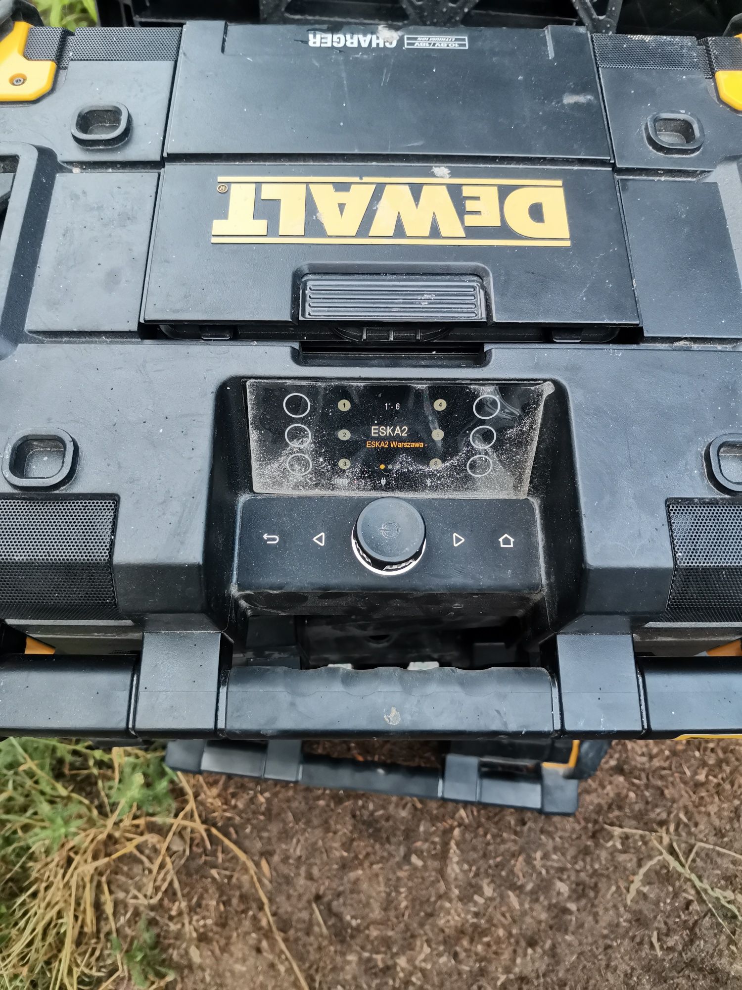 Радіо Dewalt Блютуз