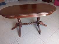 mesa pequena de centro