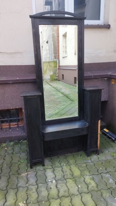 Toaletka secesyjna z lustrem