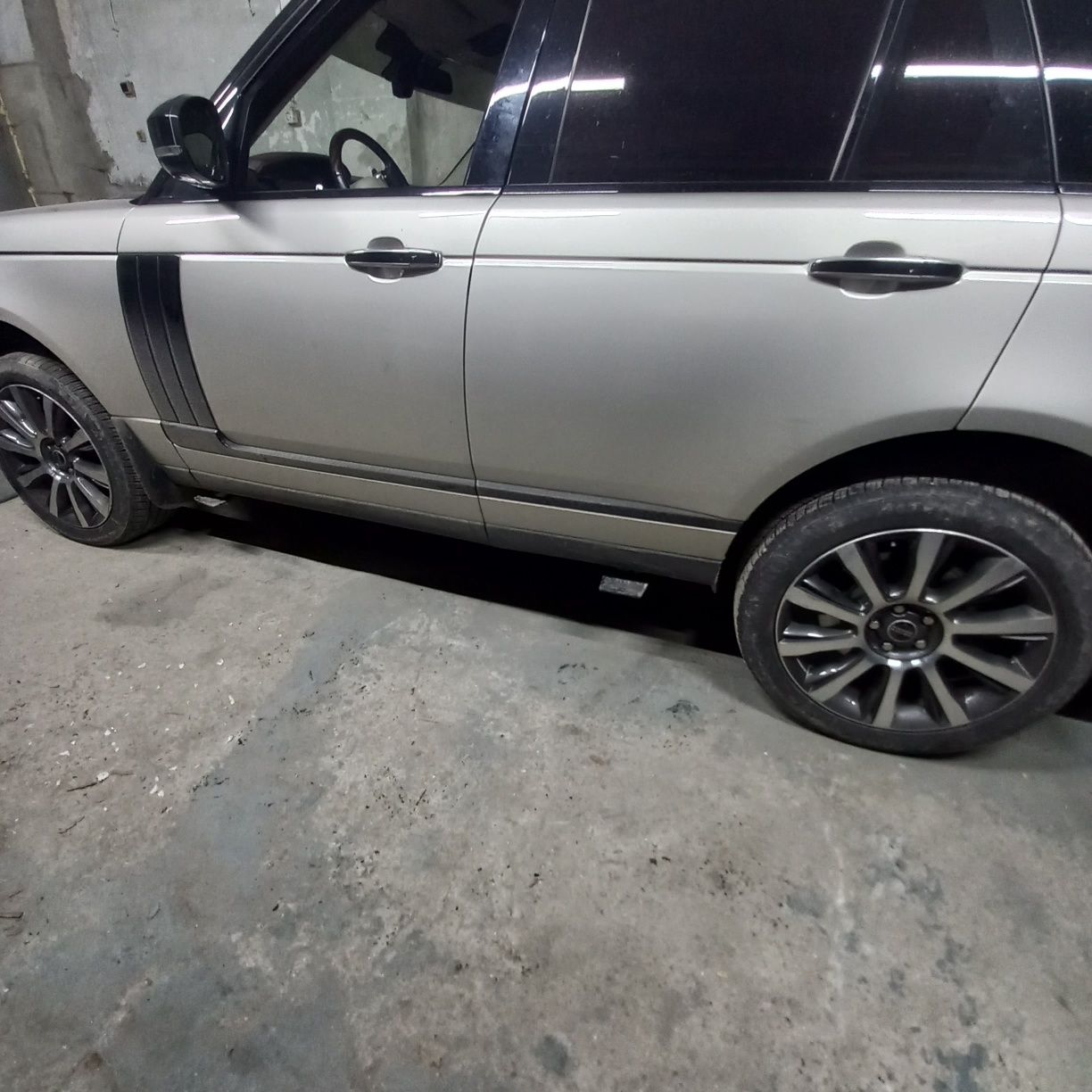 Пневмостойка стабілізатор компресор range rover l405 4.4 рендж ровер