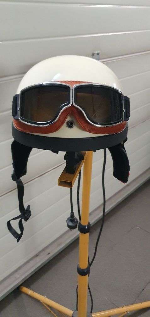 Kask orzeszek gogle prl