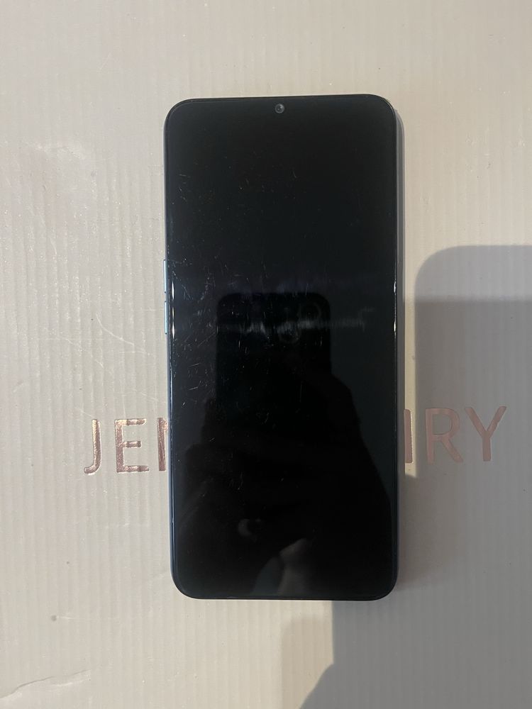 Smarfon oppo a 16