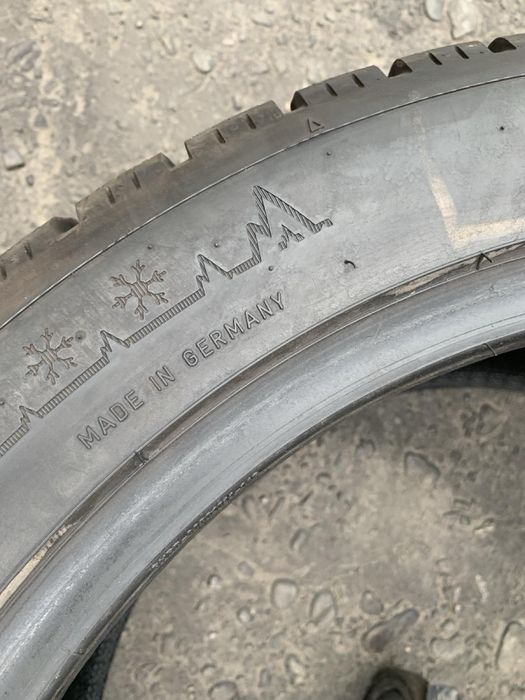 Шини 265/55 R19 пара Dunlop 2023p зима 6,8мм