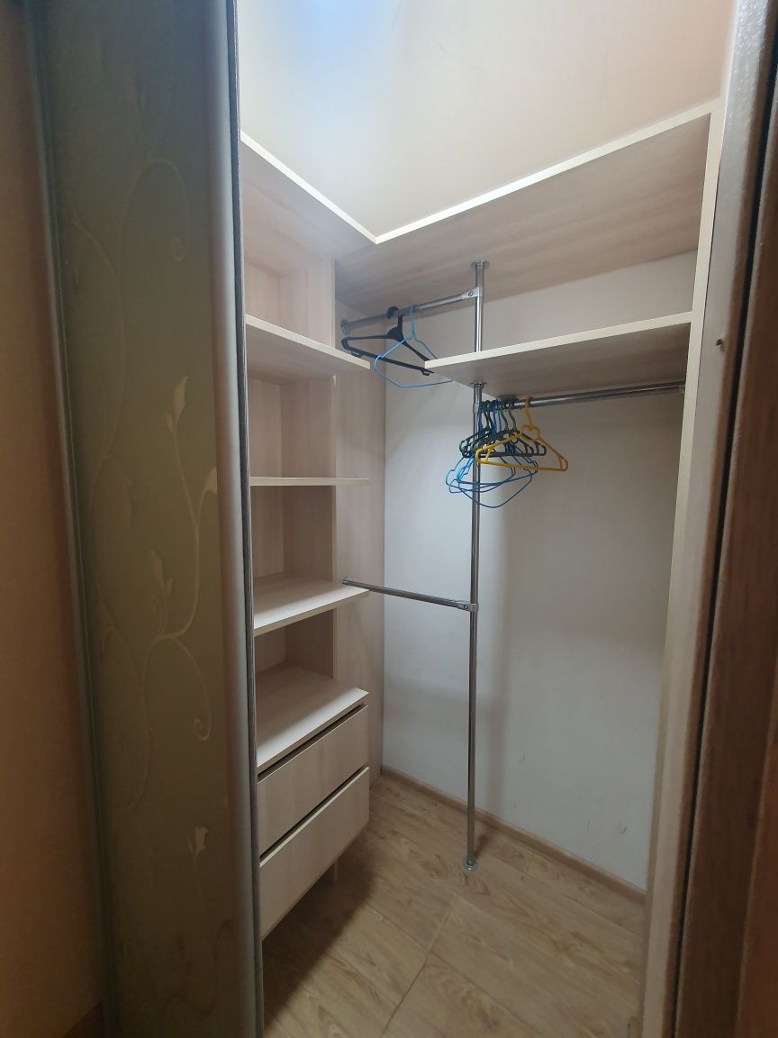 Продам 2х к.кв метро 23 Августа,  Павлово поле