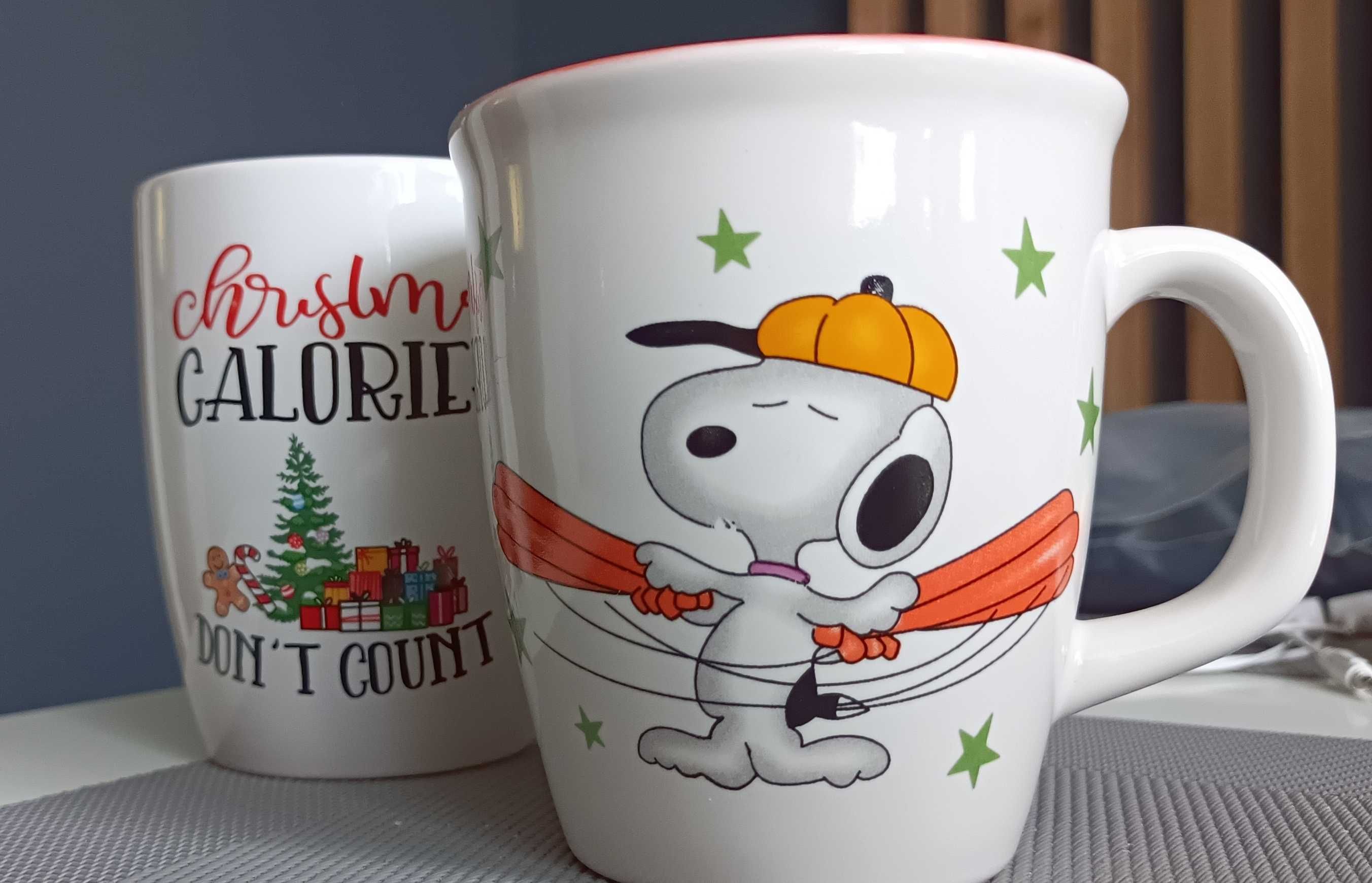 Kubek Snoopy + kubek świąteczny