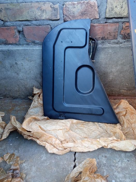 Детали автомобиля разные журнали