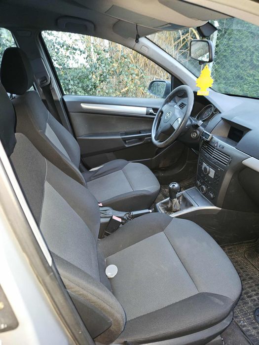 Astra H 1.7 diesel 2006 rok