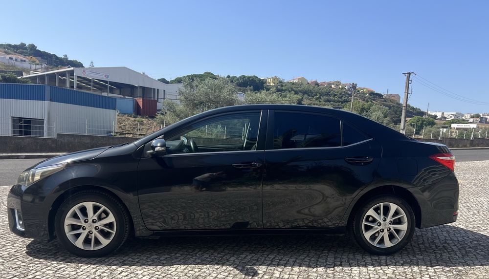 Toyota Corolla 1.4 (DIESEL) apenas 120000kms (1 dono)
