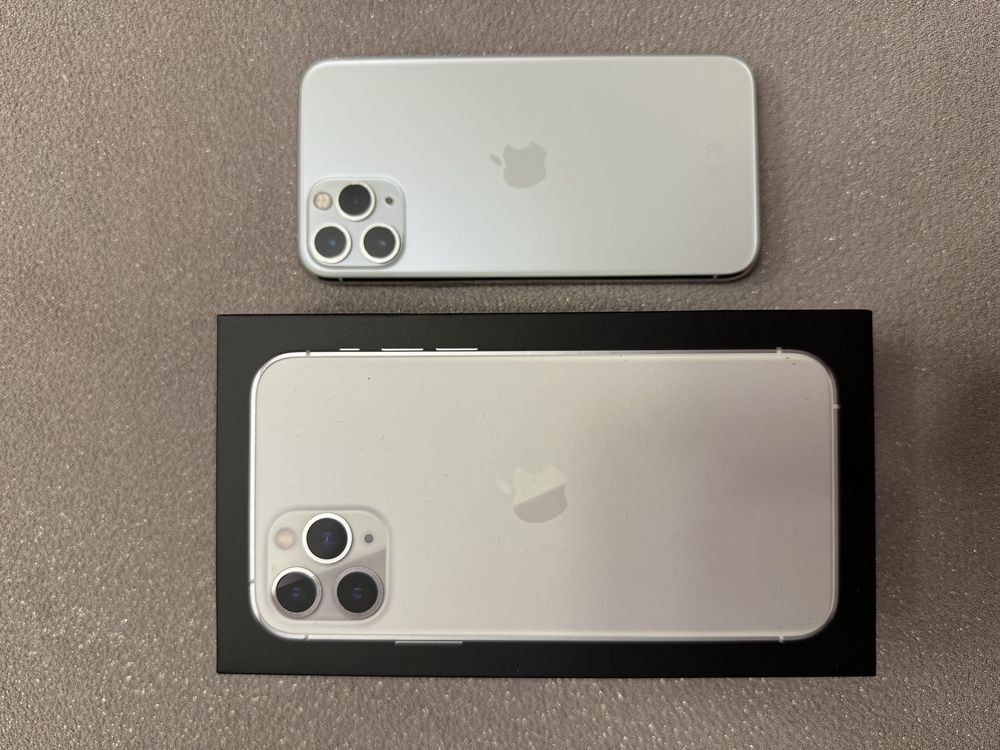 Zestaw pakietu sprzętu Apple iMac MacBook Pro Retina iPhone 11 Pro
