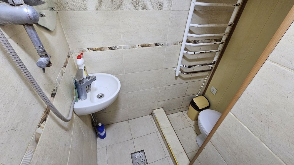 2 комнаты в коммуне свои удобства