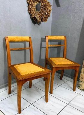 Stół i dwa krzesła Biedermeier