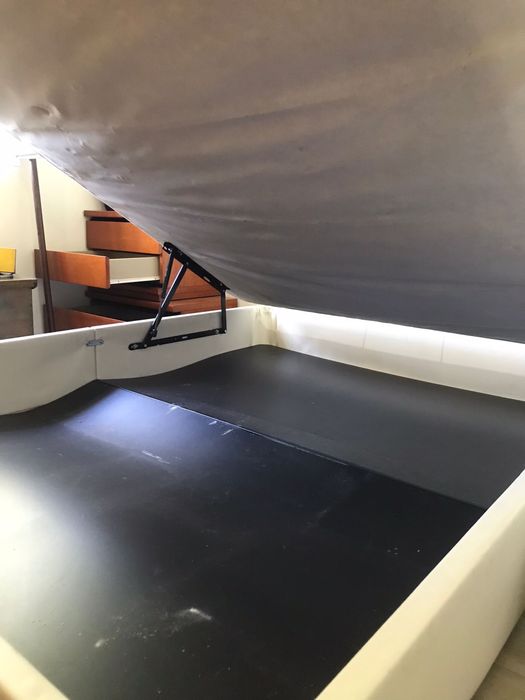 Sommier 160x200 ikea com arrumação