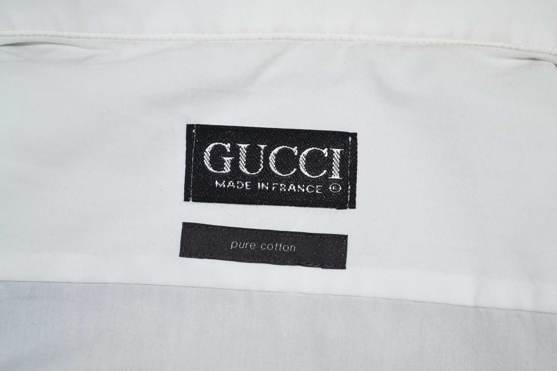 Белое платье – туника в форме рубашки Gucci брошка бант брошь