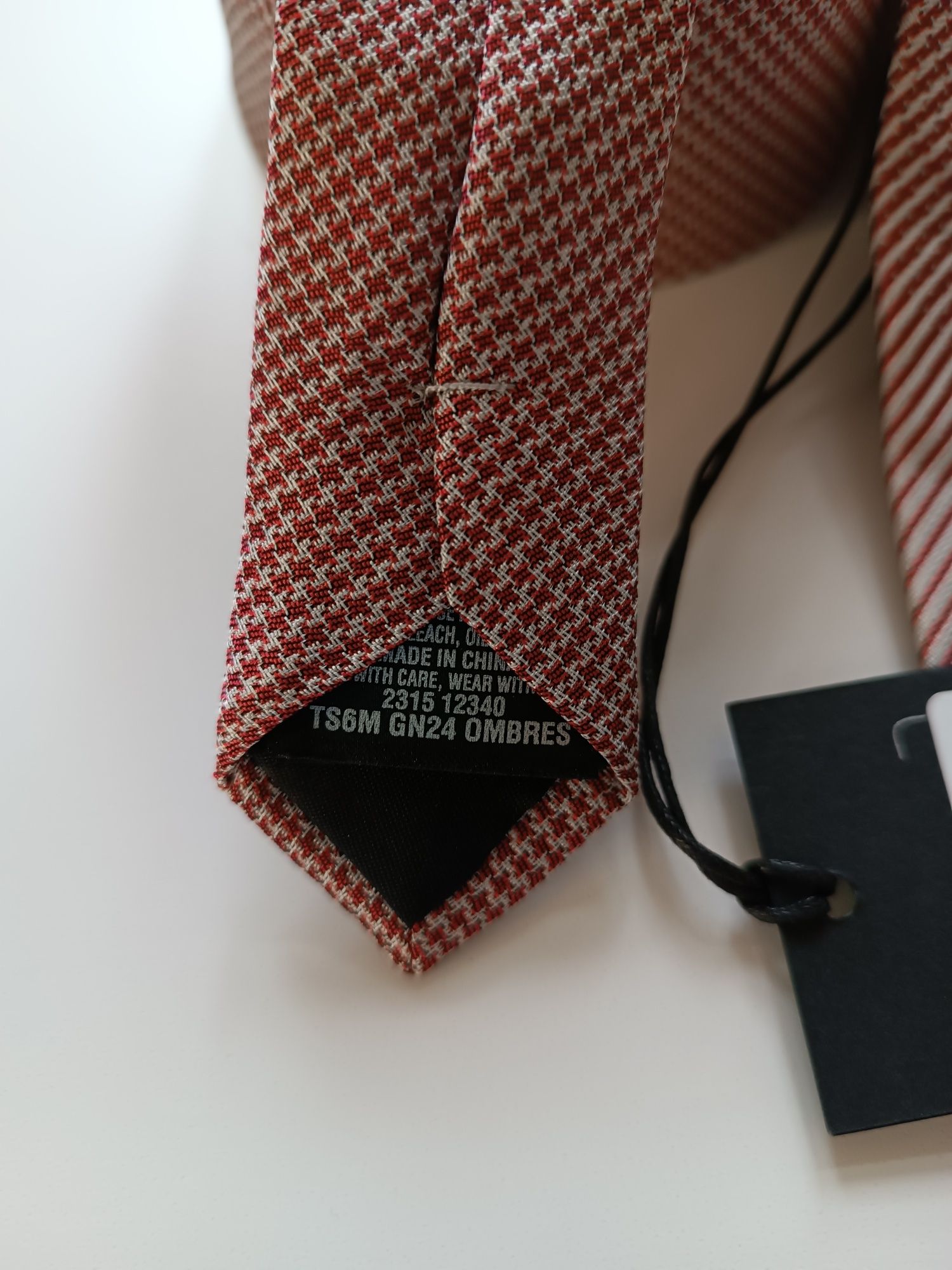 Jedwabny krawat Ted Baker London