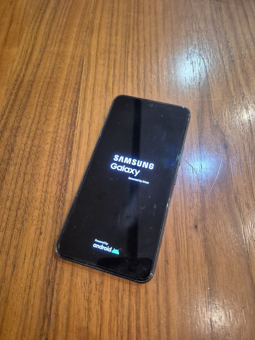 Samsung S22 128GB RAM 8GB