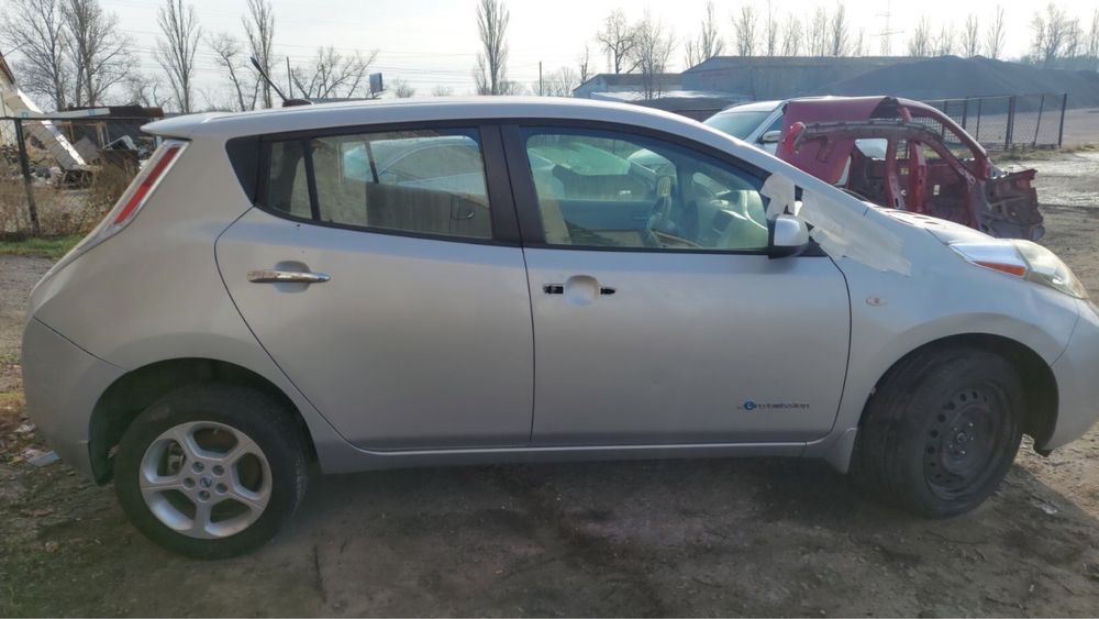 Разборка Nissan Leaf розбір 11-17